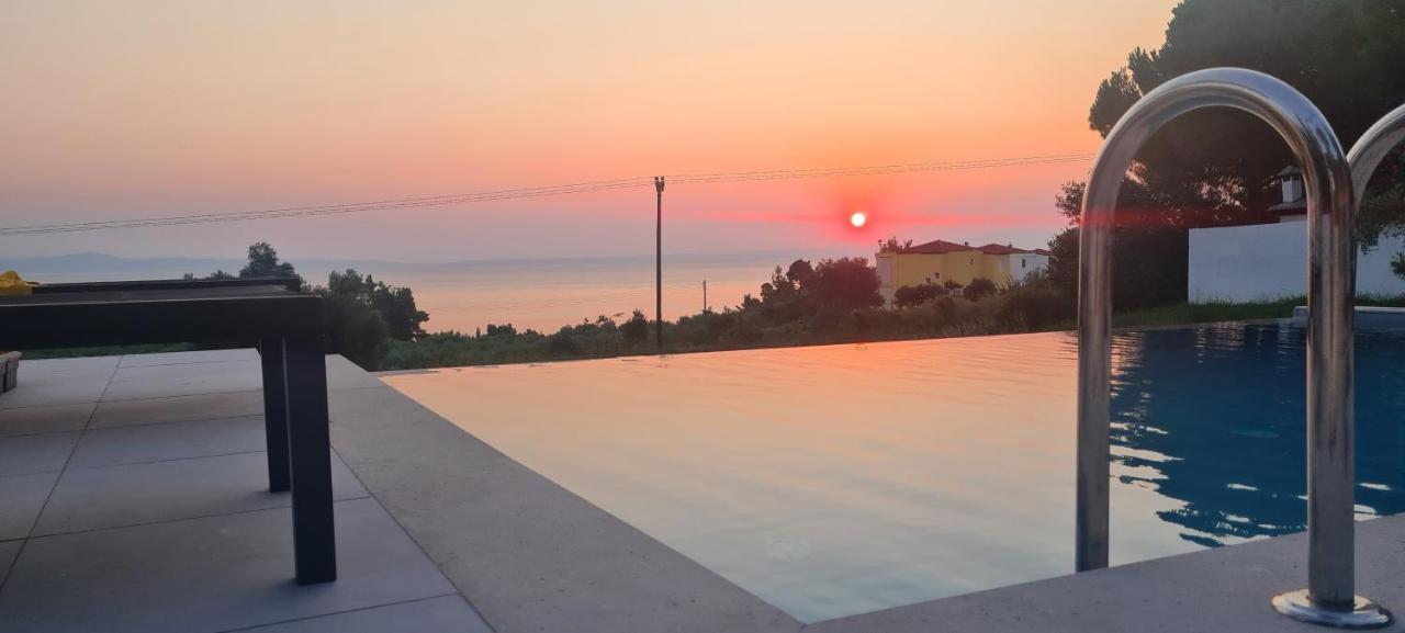 קריופיגי Villa Anna Maria מראה חיצוני תמונה