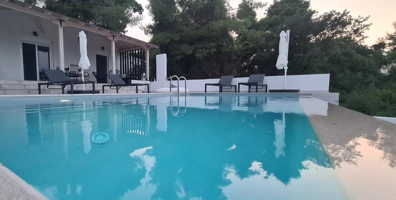 קריופיגי Villa Anna Maria מראה חיצוני תמונה