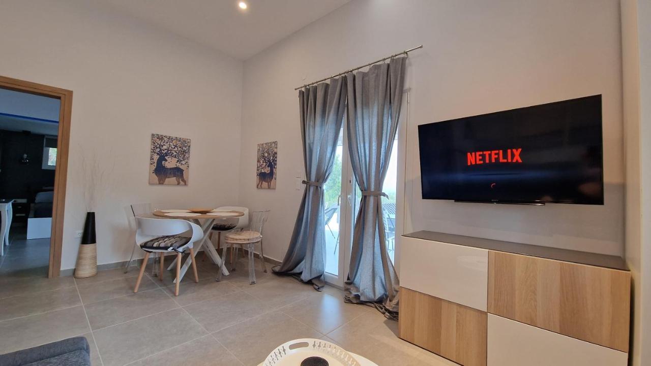 קריופיגי Villa Anna Maria מראה חיצוני תמונה